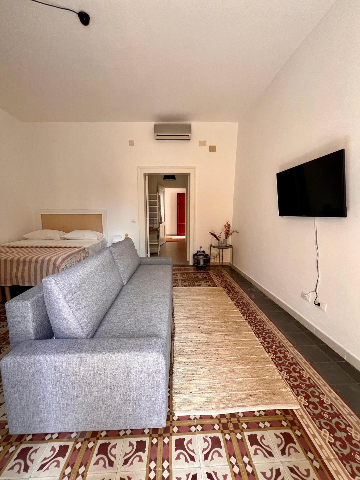 Biscottai Port Apartments Trapani Exteriör bild